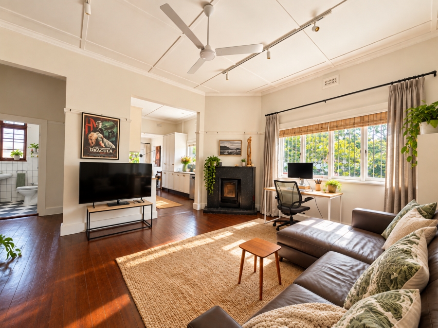 3 Bedroom Property for Sale in Vredehoek Western Cape